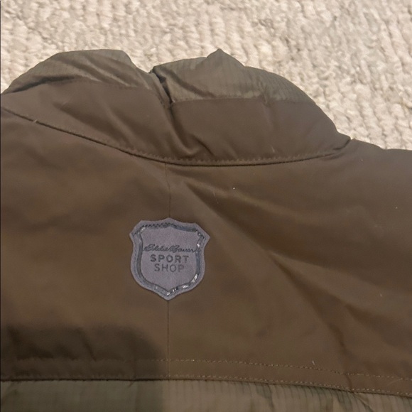Eddie Bauer Olive Green Women's Puffer Vest - Picture 9 of 10